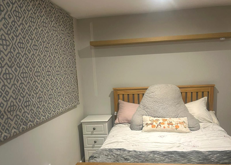 Freshly painted living room in Aylesbury with clean edges and tidy finish