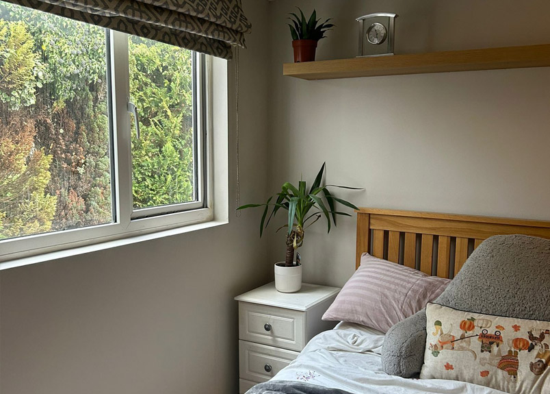 Bedroom decorating in Aylesbury with smooth walls and carefully finished skirting